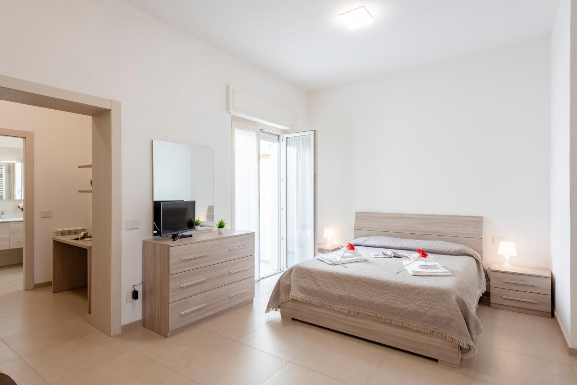 Suite Ondina Viareggio Apartments - Happy Rentals ภายนอก รูปภาพ