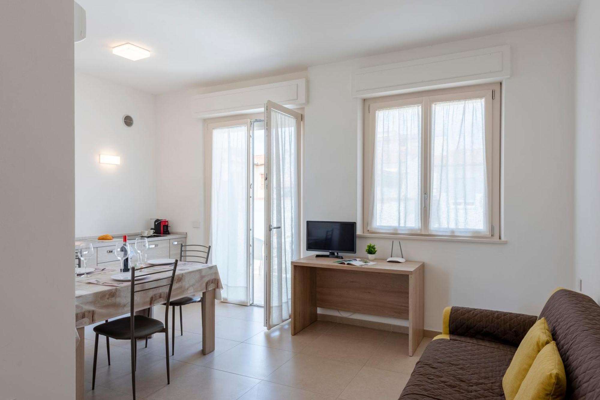 Suite Ondina Viareggio Apartments - Happy Rentals ภายนอก รูปภาพ